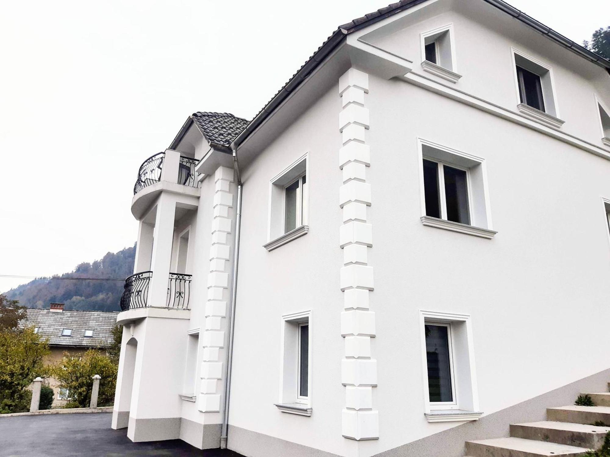 Villa Hillside Apartment Jesenice Exteriér fotografie